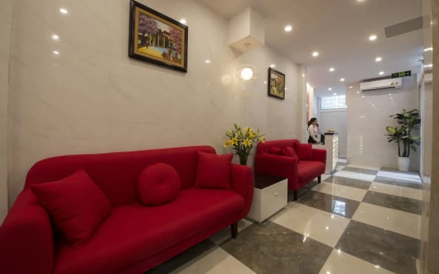 Hanoi Holiday Center Hotel - photo 2