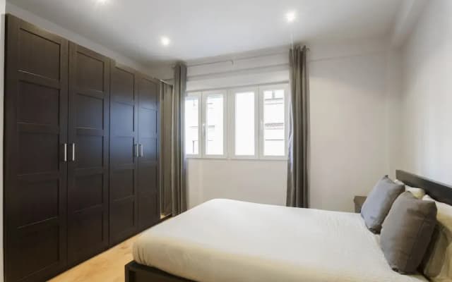 Apartment off Gran Via - photo 4
