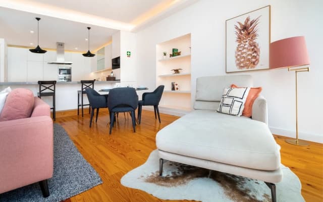 Combro Luxury Apartment - photo 3