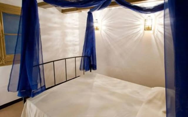 Palace Guesthouse - photo 5
