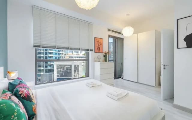 New Listing | JBR Beach Gem | Czechin | 1BD - photo 2