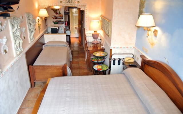 Hotel Barrett - photo 3