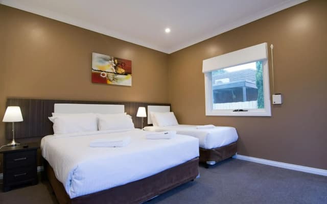 Buckingham Apartments - photo 5