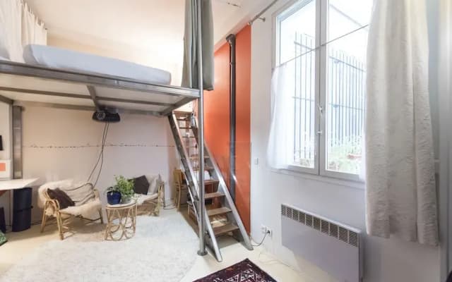 Characterful Bastille Hideaway - photo 2