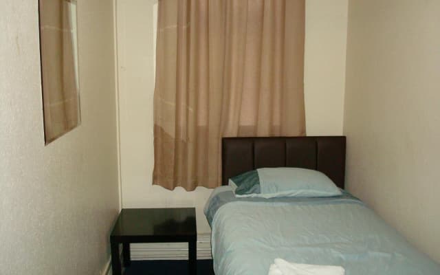 Forest Gate Hotel - photo 2