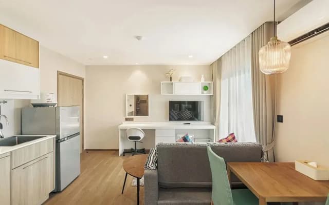 One bedroom Condo in Title V Condo 310 - photo 2
