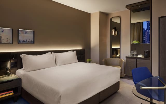 Crowne Plaza Melbourne by IHG - photo 3