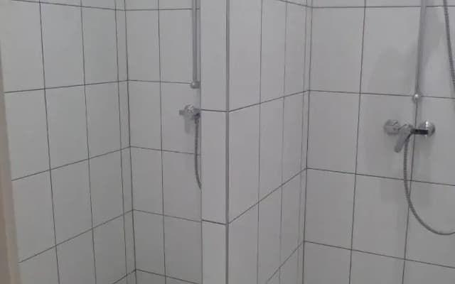 Hedonist Lodge - photo 5