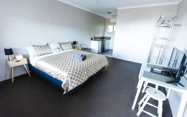 Archibald Hotel - photo 5