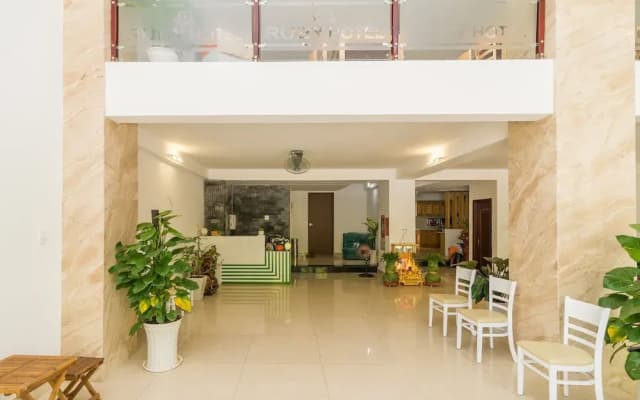 Oyo 186 Ruby Hotel - photo 2