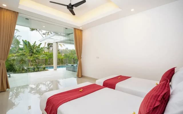 AR Villa Sayan - photo 5