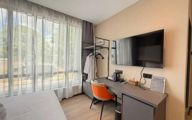I-Fly Hotel - photo 5