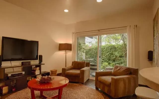 Brooks Suites - photo 3