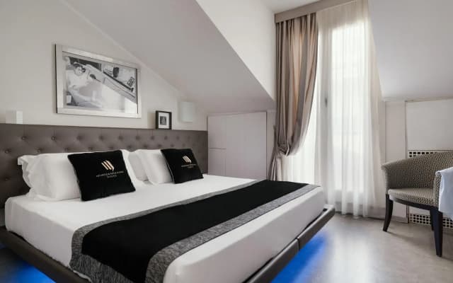 Montenapoleone Suites - photo 4