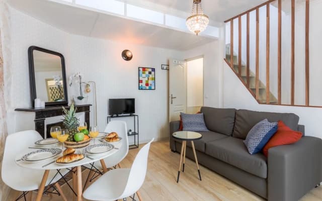 Eiffel Tower - Champ de Mars Apartment - photo 5