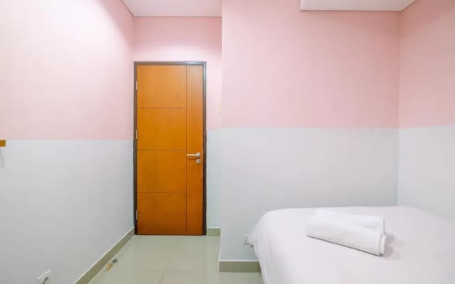 Comfortable And Homey 2Br Apartment At Royal Olive Residence - photo 5