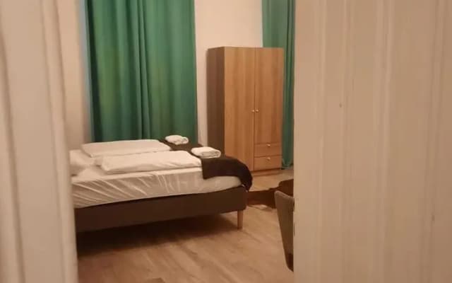 Extended Stay 3 Budget Apartments - photo 2