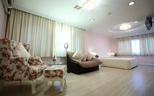 PJ Watergate Hotel - photo 3