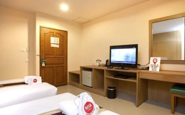 曼谷三6体育馆地标奈达酒店(Nida Rooms Triple 6 Stadium Landmark) - photo 3