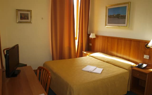 Hotel Trastevere - photo 5