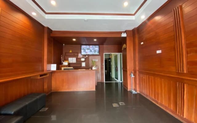 TJ Patong Hotel - photo 2