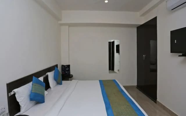 Hotel Sky View - photo 3
