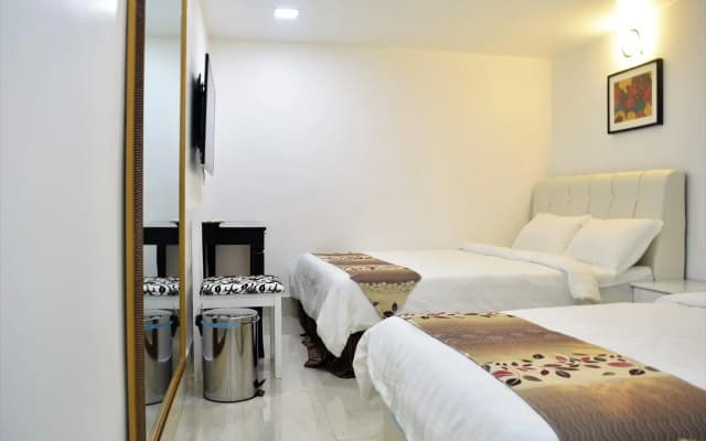 S Rose Hotel - photo 4