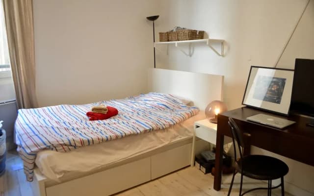 Central Strasbourg Saint Denis Flat - photo 2
