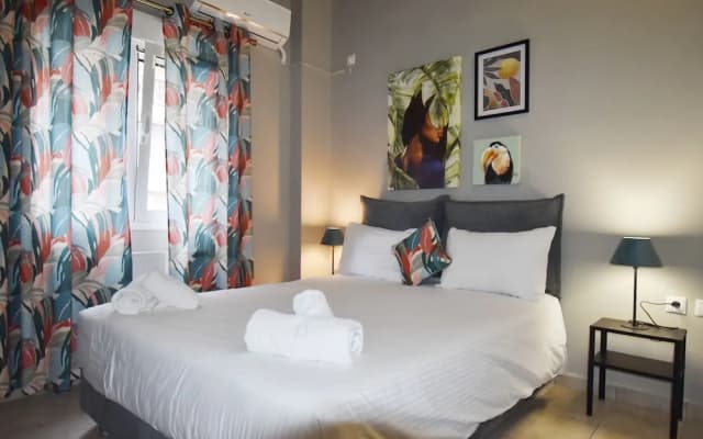 Petite Apartment - photo 4