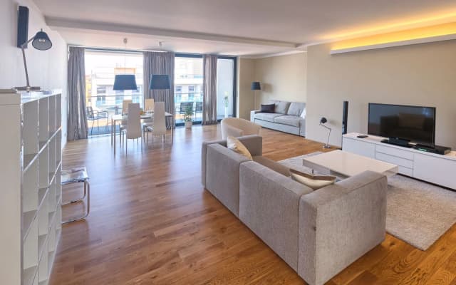 EMPIRENT Karlin Apartments - photo 5
