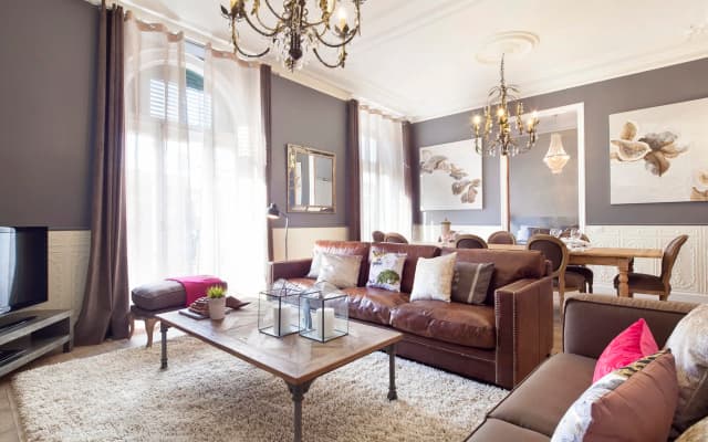 Catalunya Palace Apartment - photo 3