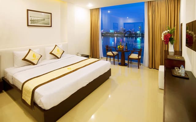 Hoang Linh Riverside Hotel - photo 2