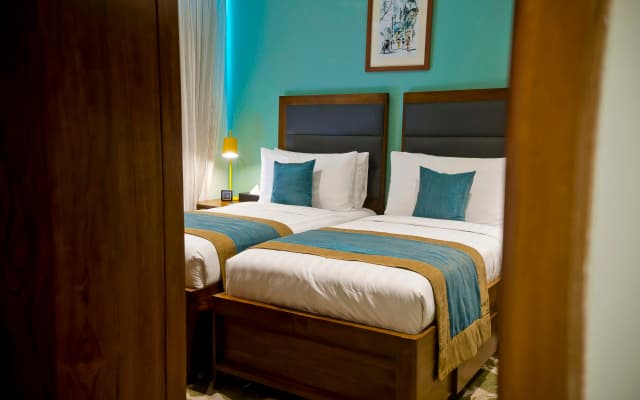 Ocean Edge Suites & Hotel Colombo - photo 4