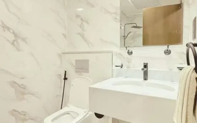 Stylish Studio Pool View JVC Elysee 3 - photo 5