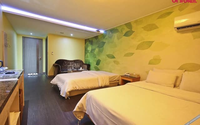 Hotel Jasmin - photo 2