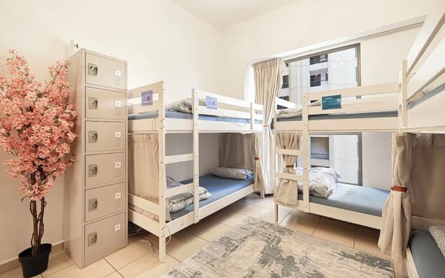 Jbr Beach Hostel - photo 3