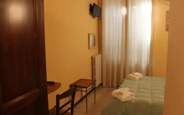 Florence Decamerone B&B - photo 2