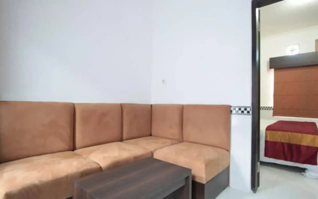 Bakung Sunset Hotel - photo 4