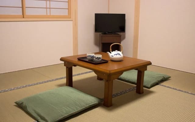 Kamoya Ryokan - photo 5