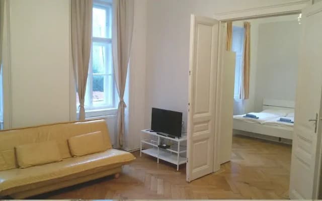 Sobieski City Apartment 9 - photo 4