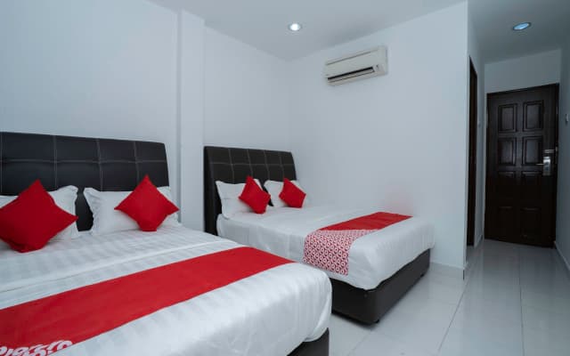 OYO 89441 The Melawati Hotel - photo 4