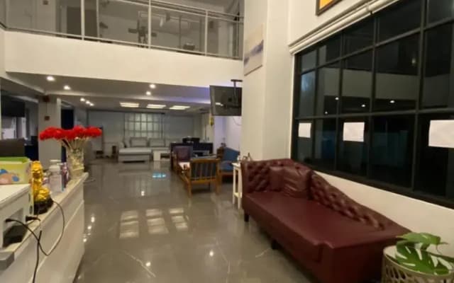 43 Home - photo 2