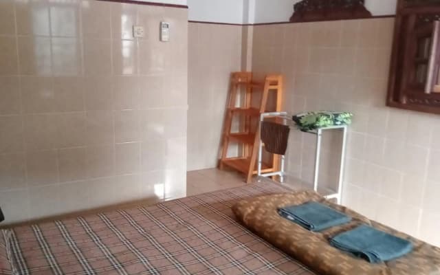 Cempaka 2 Homestay - photo 3