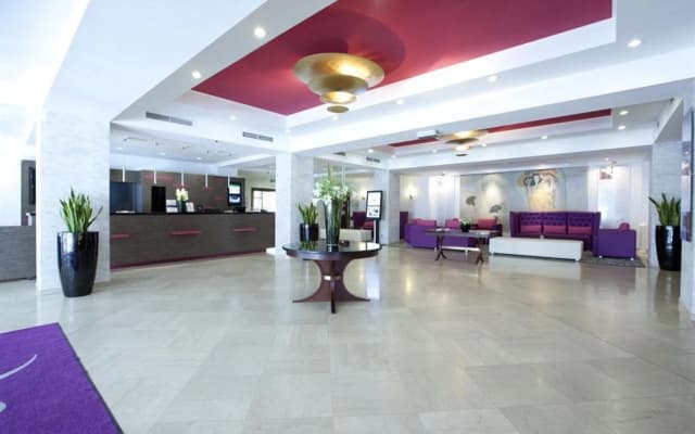 Hotel Mercure Wien Westbahnhof - photo 2