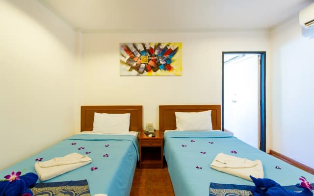 Hotel Inn Patong [Ex-Patong Beach Lodge] - photo 5
