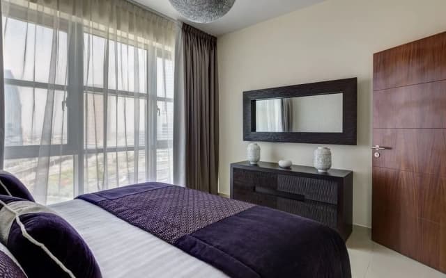 One Perfect Stay - Standpoint Studio - photo 2