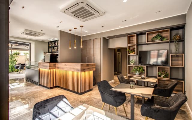 Apollo Boutique Hotel - photo 2