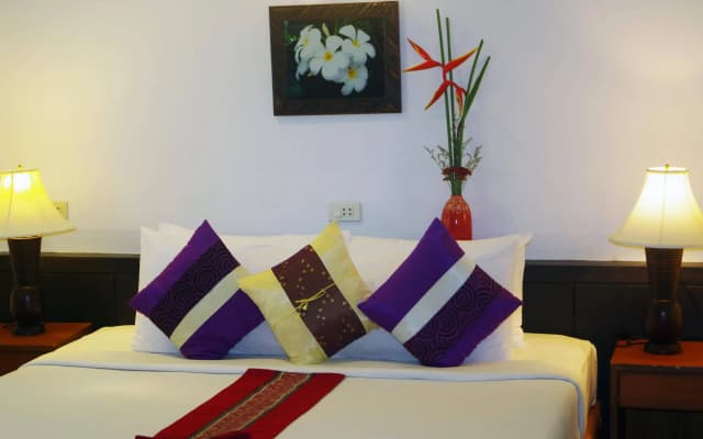 Samui Island Beach Resort & Hotel - photo 2