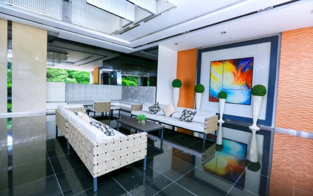 Richmond & Aston Kiara Suites KL - photo 3