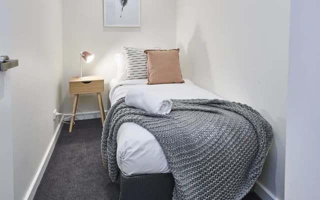 HFN Crown Boutique Apartment - photo 5